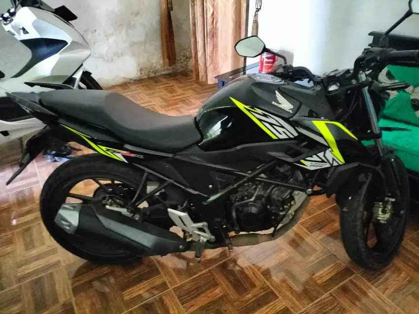 Dijual Honda CB150R 2017