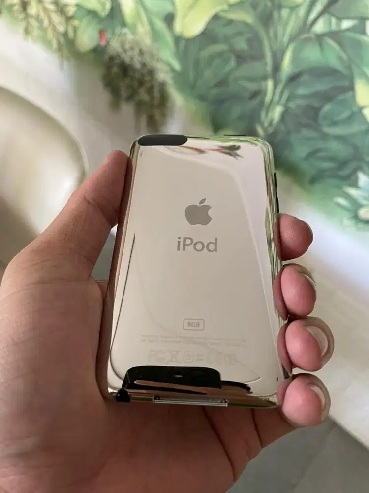 Apple ipod touch 2nd gen 8gb MULUUUUSSSSSSSSSS