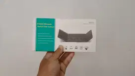 Foldable bluetooh keyboard with touchpad - baru