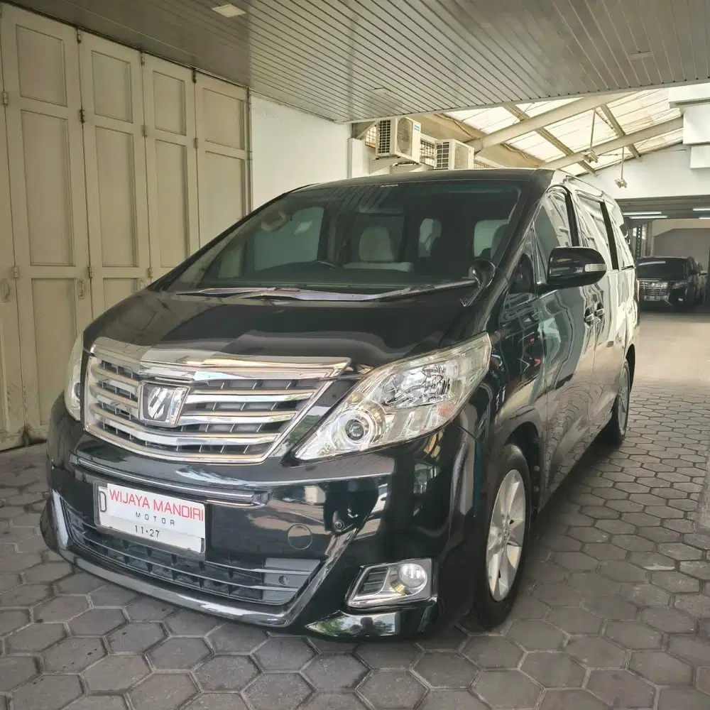 TOYOTA ALPHARD 2.4 X A/T 2014