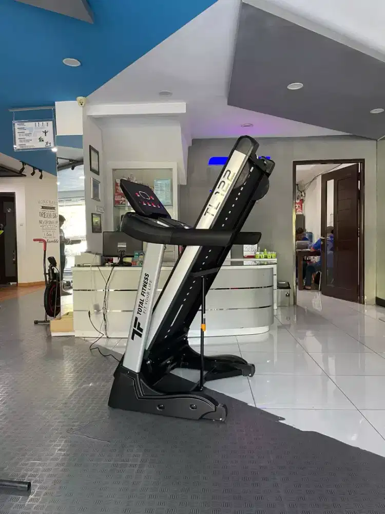 Alat fitnes treadmill elektrik TL 122