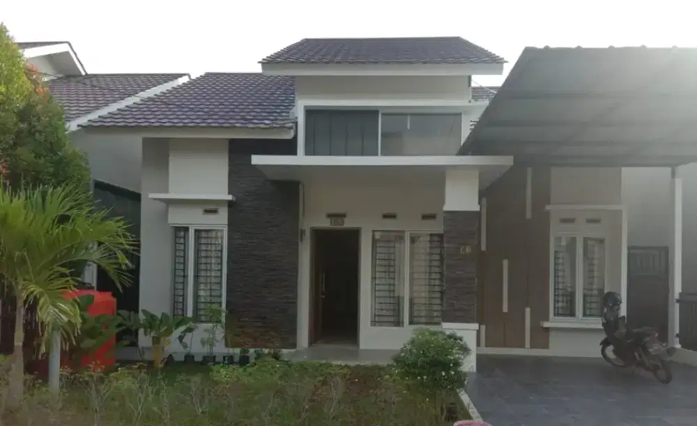 DISEWAKAN Rumah type 100 Perumahan The GREEN PARK