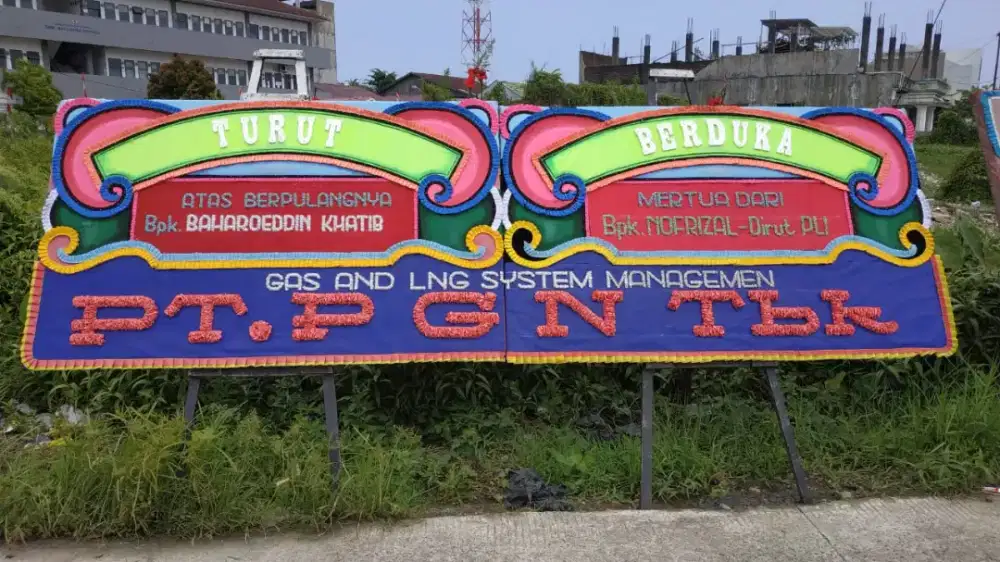 Karangan Bunga Papan