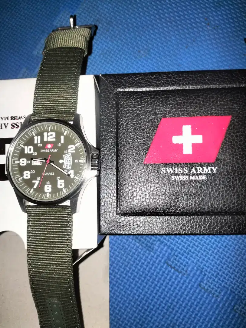 Jam Tangan Swiss Army