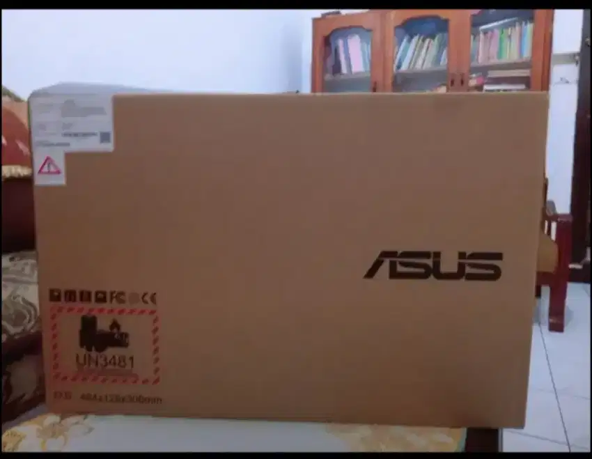 Kotak laptop asus 14 inci