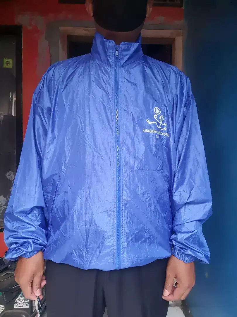 JAKET RUNNING MIZUNO