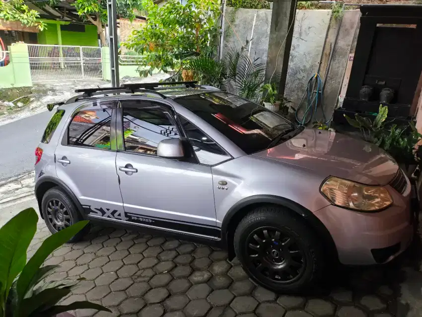 Suzuki SX4 XOVER