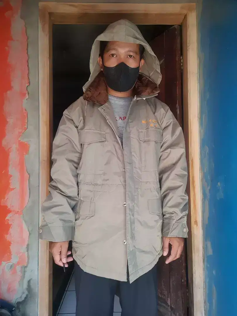 JAKET WINTER LIKE NEW