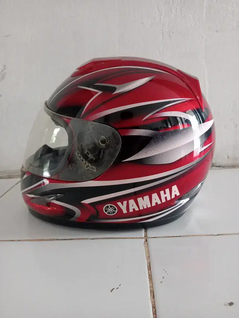 Dijual helm fullface YAMAHA original