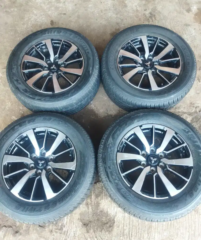 Velg pajero ring 18 pcd 139,7 baut 6
