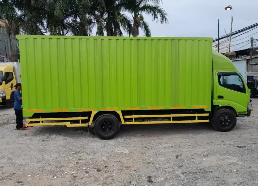 Hino dutro Dp minim