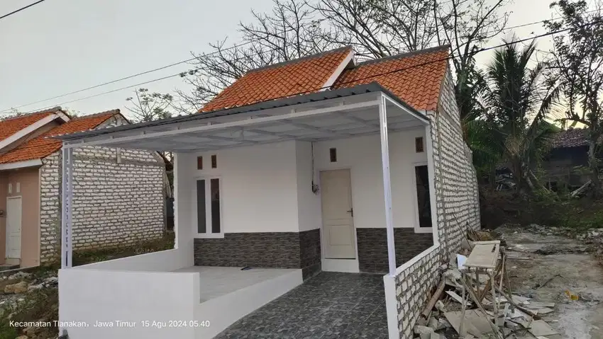 DIJUAL RUMAH BARU perum royal panglegur