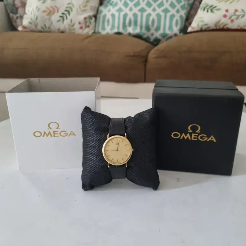 Jam Tangan Authentic Omega Deville Gold Tone 34mm