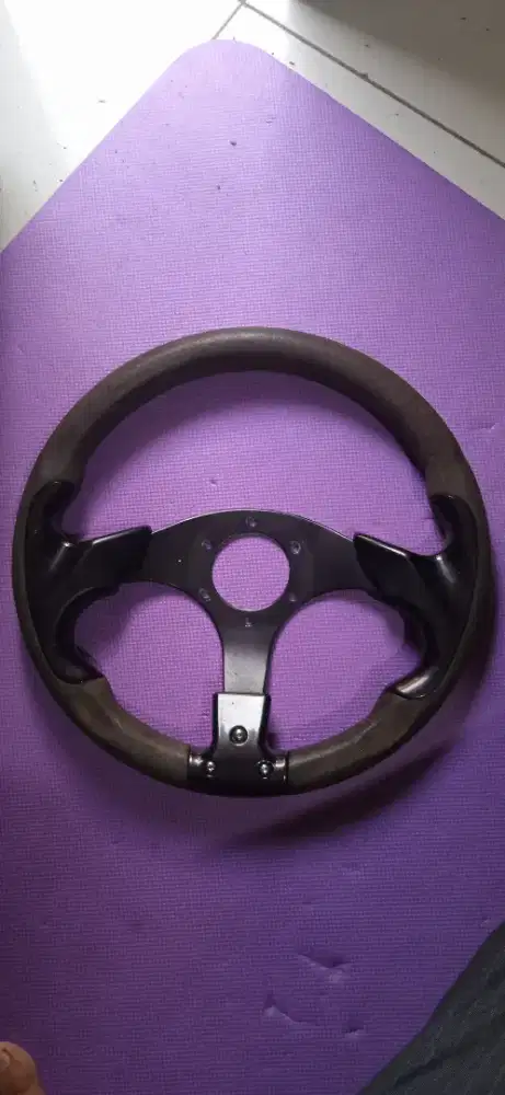 Stir mobil momo 12,5 inch diameter 32 cm