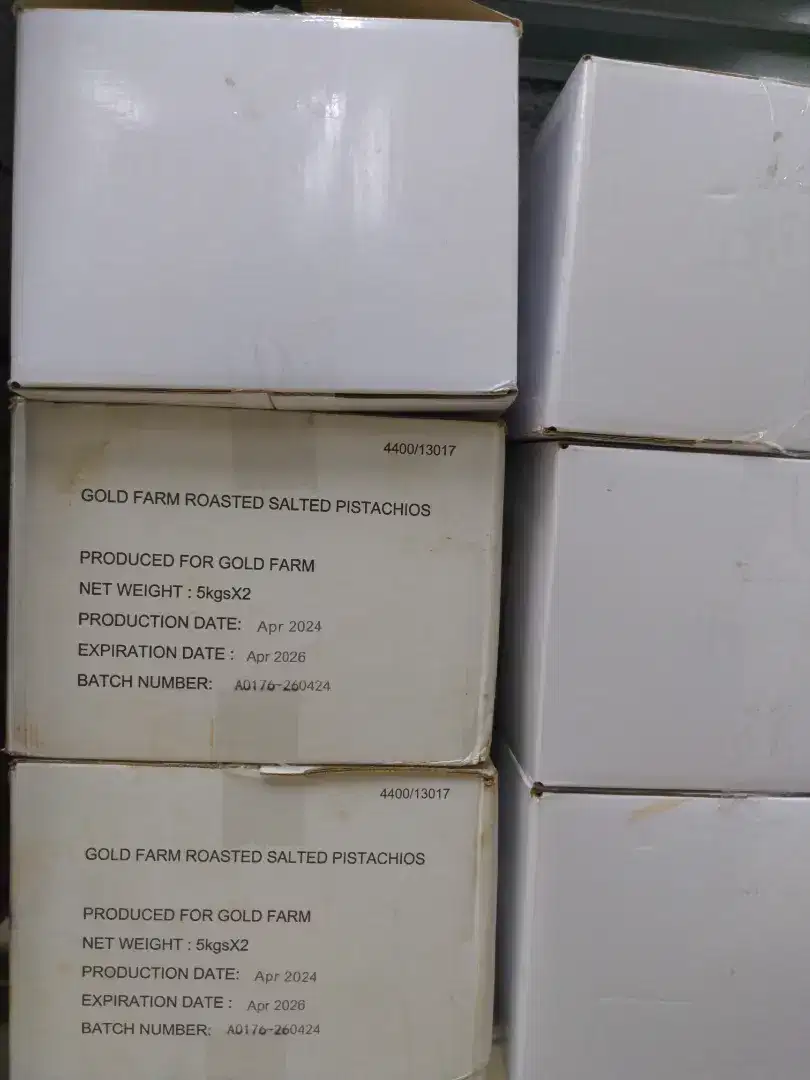 Kacang Pistachio Putih Selma 1kg