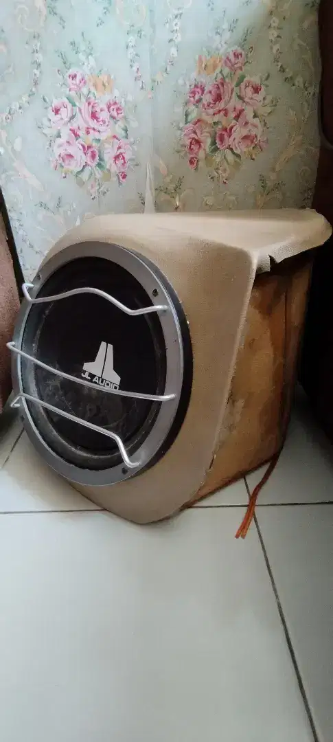 Subwoofer JL include box pnp innova lama