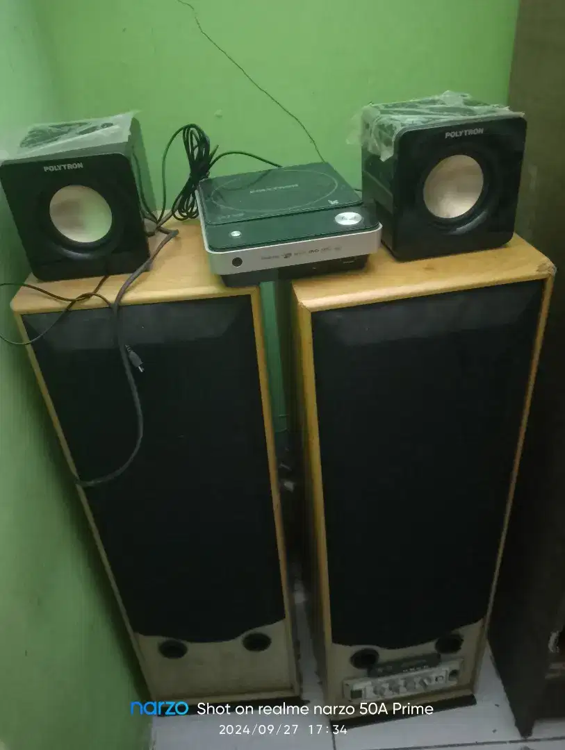 Polytron dvd dtib bonus speaker aktif