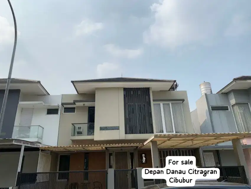 Dijual Rumah Cantik di second Boulevard Citra Grand Cibubur.
