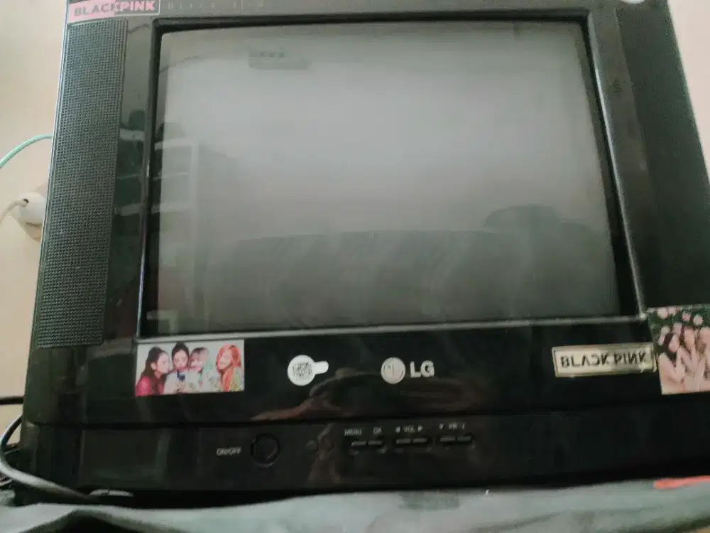 dijual cepat tv ,set box tv dan dvd
