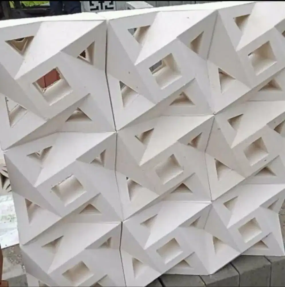 Roster beton minimalis