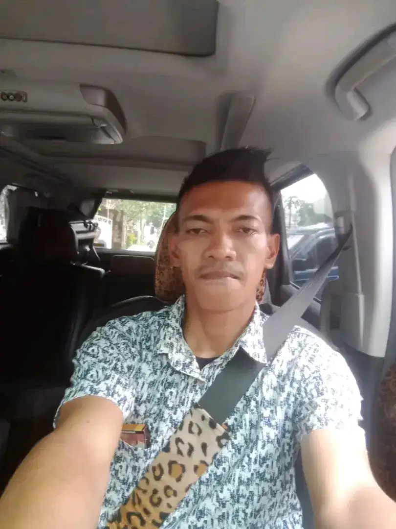 Febhi Vip driver kantor dan pribadi