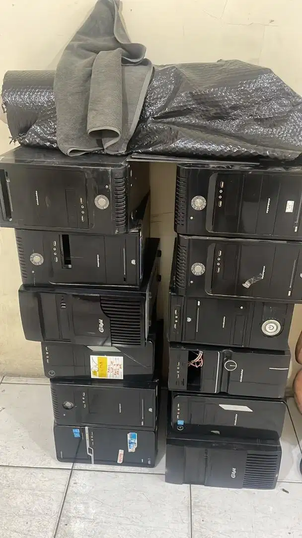 Tampung pc dan elektronik lain nya