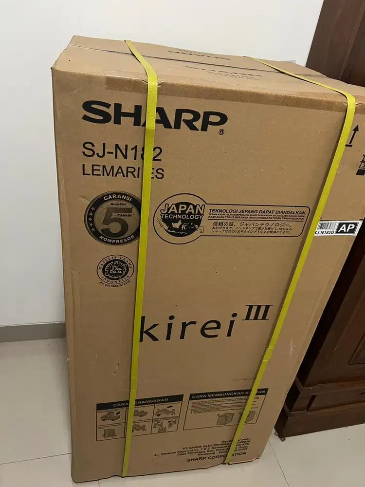 Kulkas Sharp SJ-N182