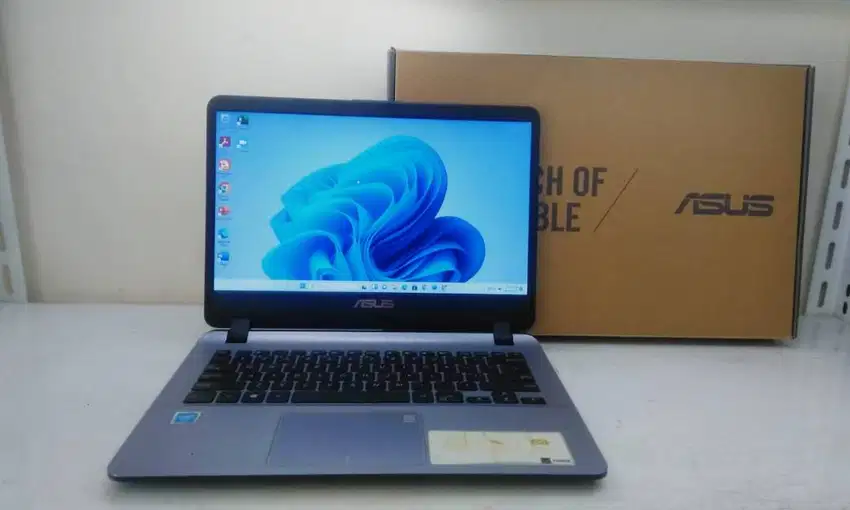 Jual laptop Asus A407M N4000/4gb/Ssd M.2 240gb/Uhd 600/14inci