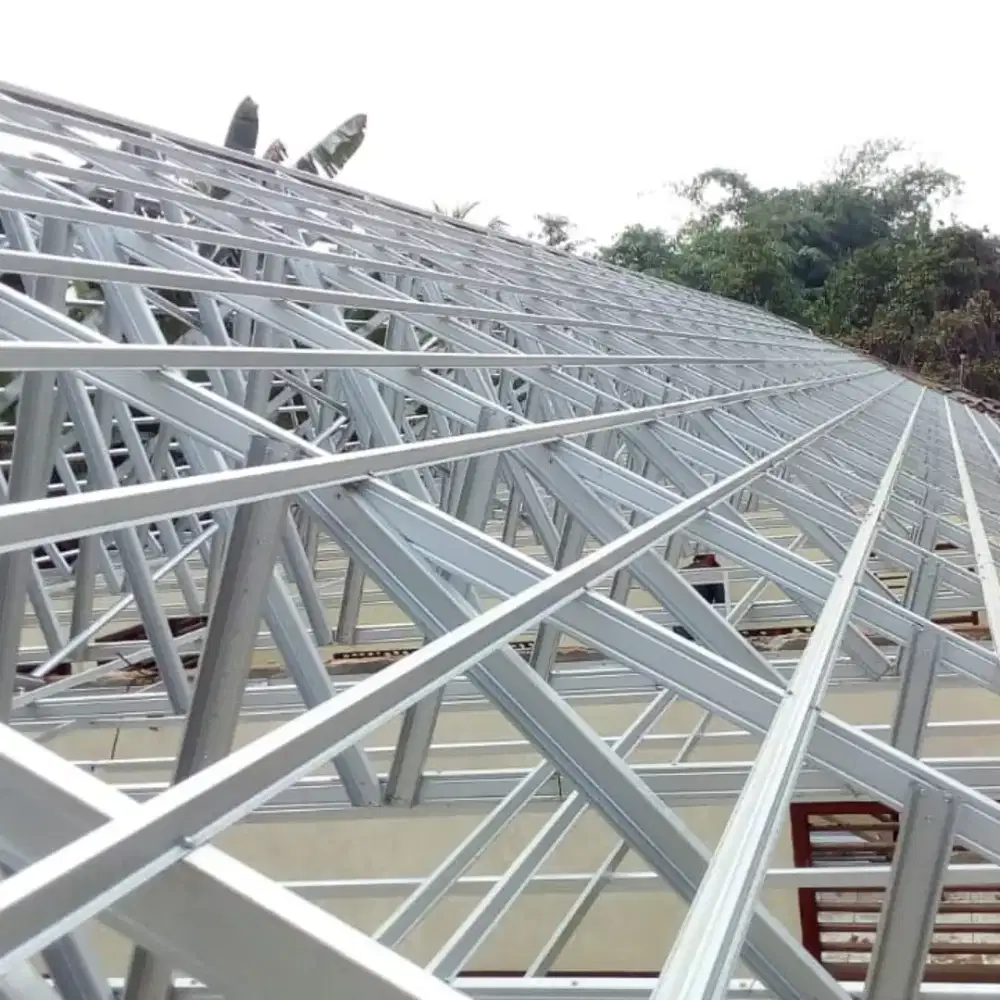 Jasa pemasangan atap baja ringan,kanopi,kitchenset,gypsum, lasan
