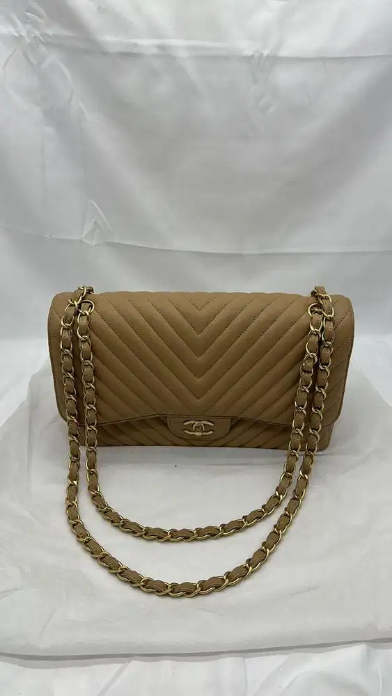 Chanel Bag Jumbo preloved bag only
