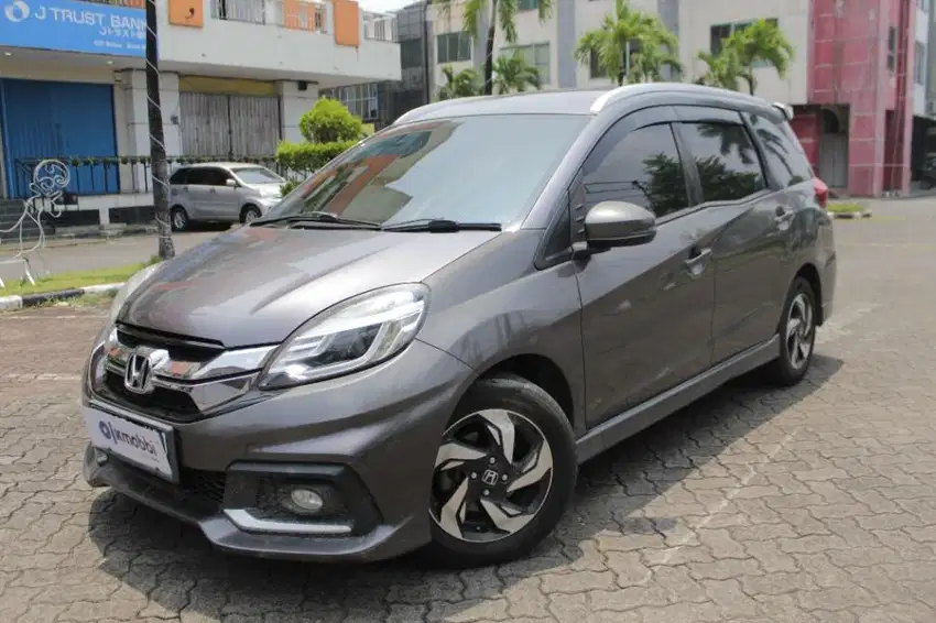 DP Rendah - Honda Mobilio 1.5 RS Bensin-AT 2016 Abu (KIJ)