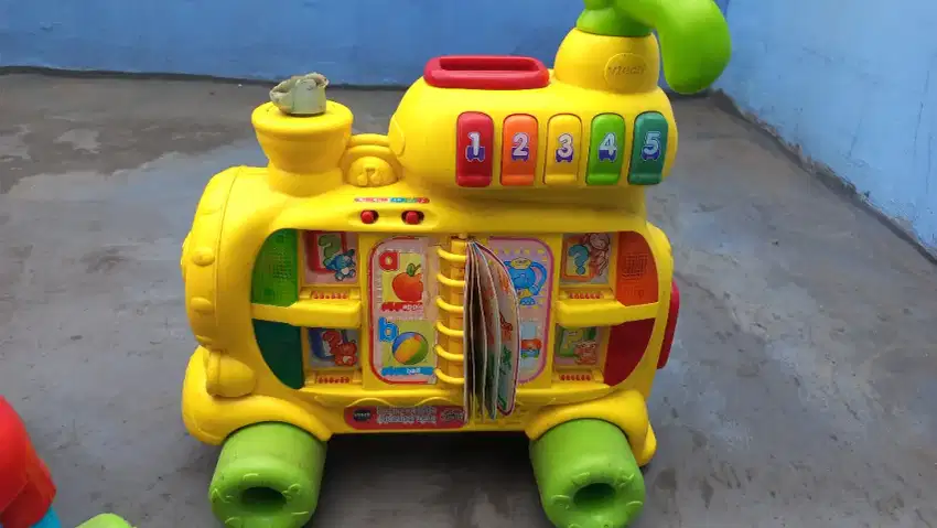 Vtech Push and Ride mainan