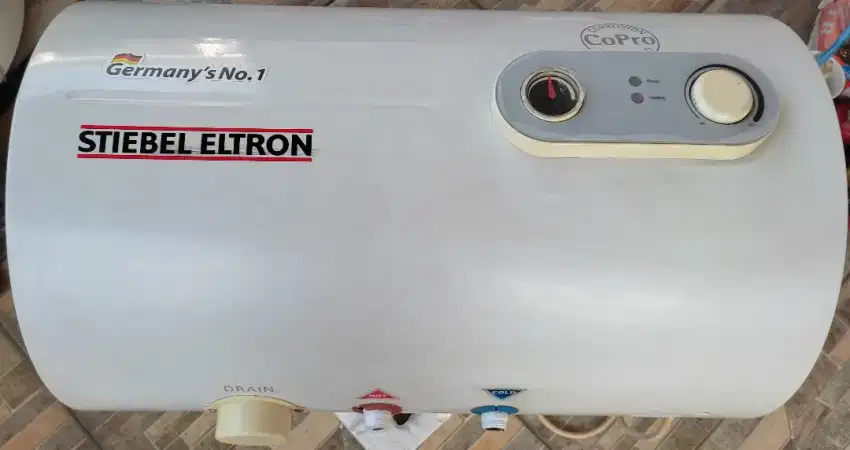 Water Heater  merk  STIEBEL ELTRON '