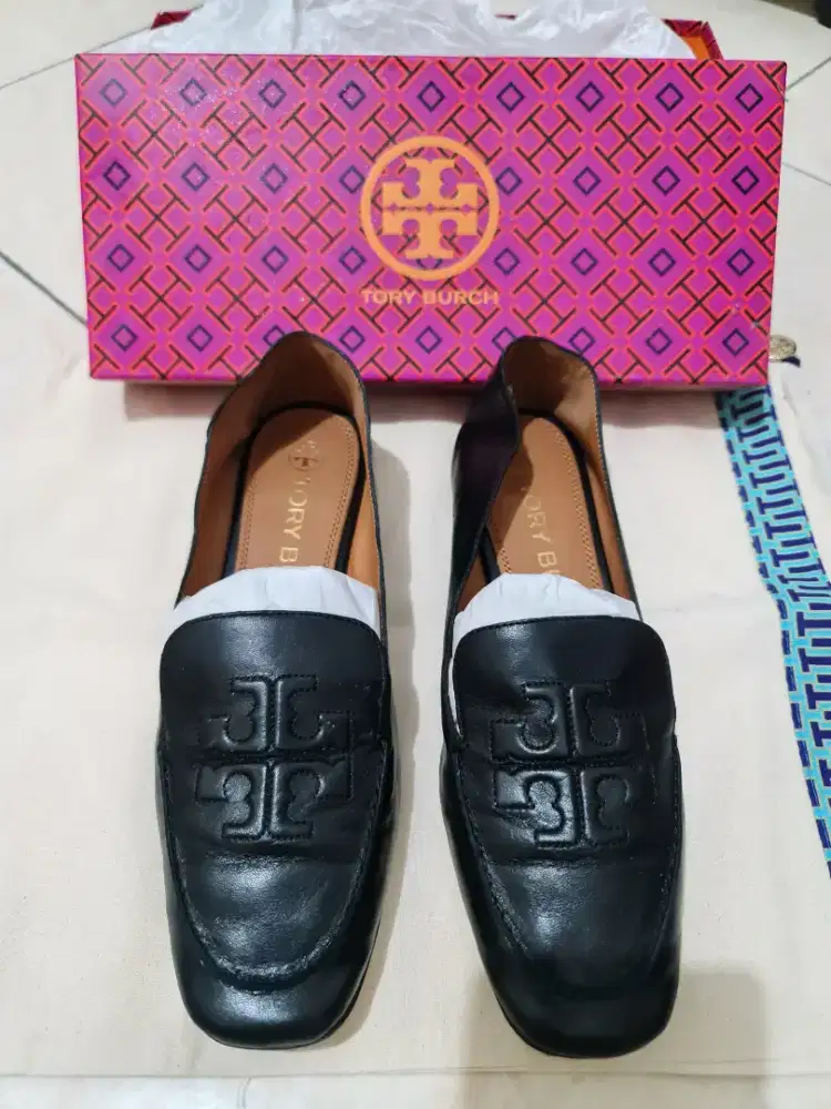 Sepatu Tory Burch