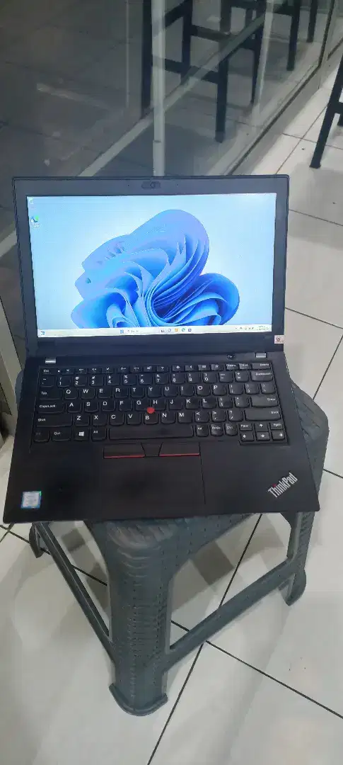 Laptop Bandel Thinkpad X280 mulus...