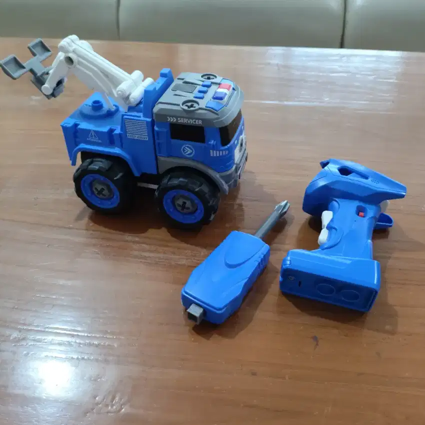 Remote Control Truk Okiedog Original Bisa Dibongkar Pasang