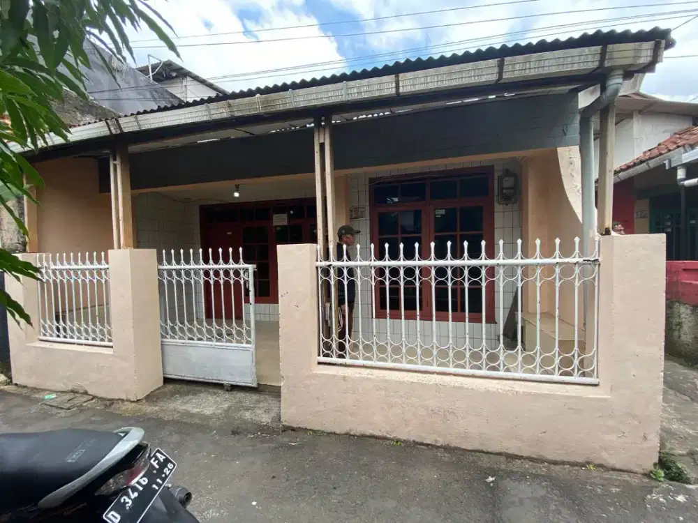 DIJUAL RUMAH 2 LANTAI DI MOH TOHA KOTA  BANDUNG TANPA PERANTARA
