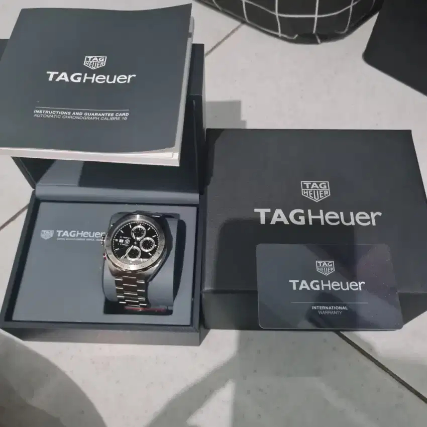 Jam tangan TAGHEUER F1