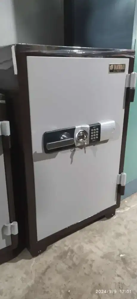 Brankas ichiban jepang