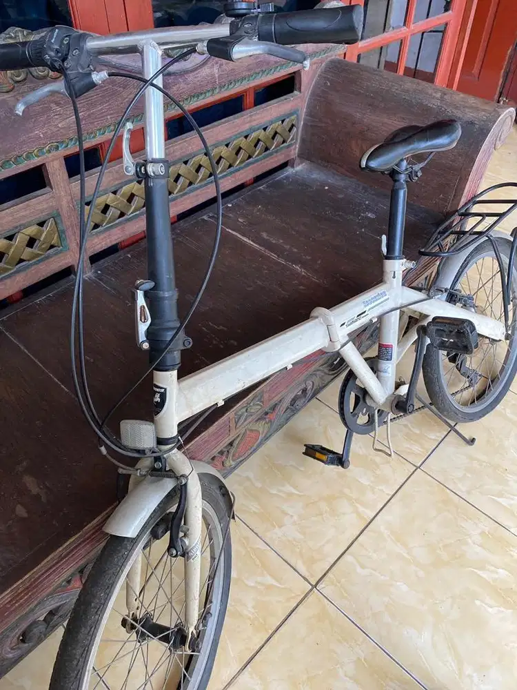 Sepeda lipat shimano esecuzion