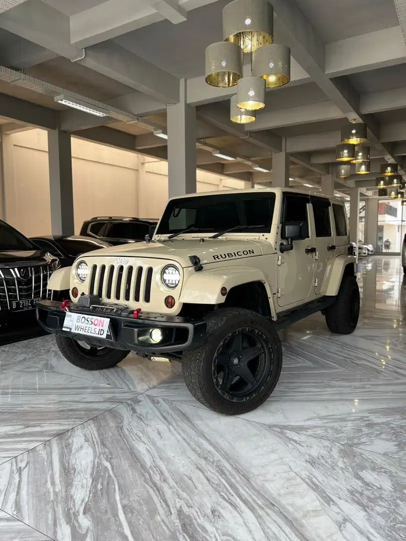 Jeep Wrangler Rubicon JK 4 door Unlimited 2011 SAHARA edition 2012