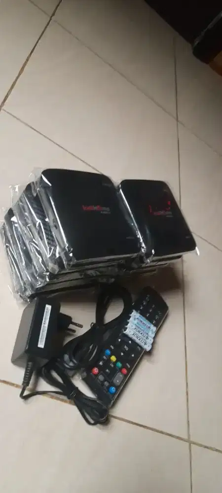 Stb android ram 2/8 gb siap pakai.lengkap.