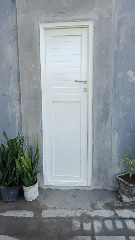 Pintu kasa nyamuk aluminium