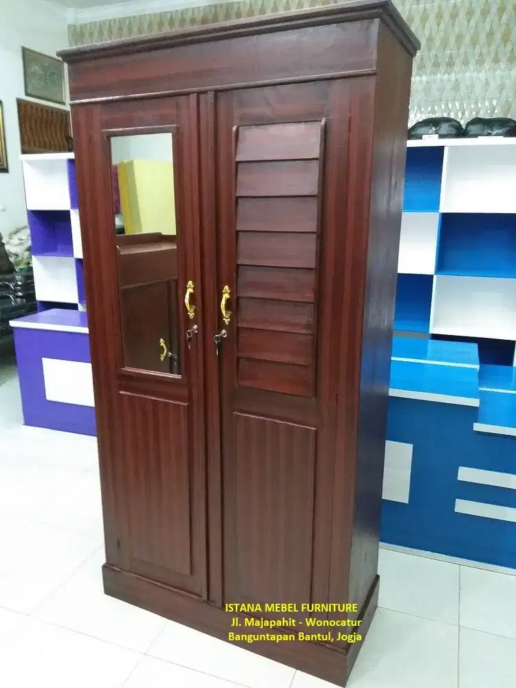 Almari Lemari Kaca Hanger Gantung Baju Pakaian Kayu 2 Pintu 2 Kayu #TP