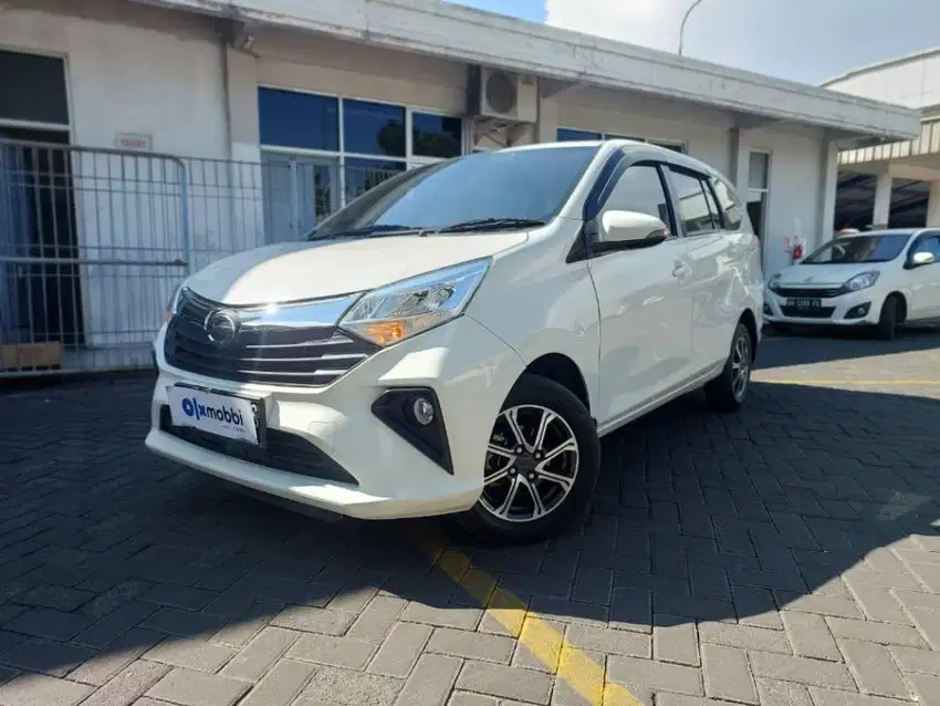 Daihatsu Sigra 1.2 R Bensin Matic 2021 Putih wWs