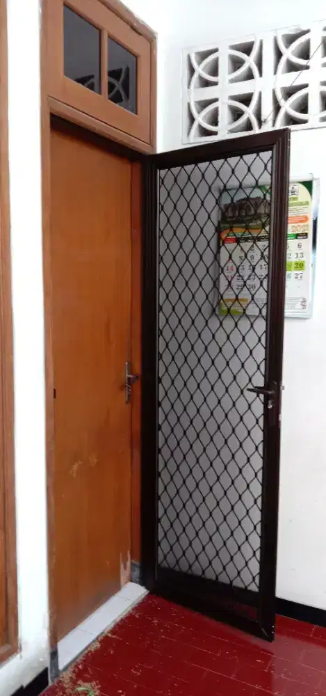 Pintu kasa nyamuk aluminium