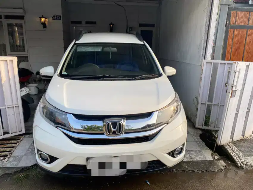 Jual Honda BRV Putih Manual