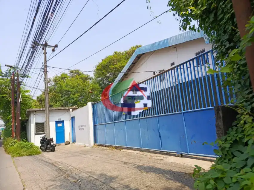 GUDANG / PABRIK DIJUAL DEPAN PINTU TOL CIMANGGIS