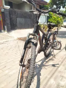 Dijual sepeda MTB United command 3