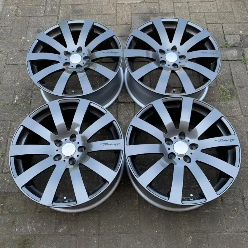 Venerdi Zwinger Ring 19 5x114 5x112 Velg Ori Original Japan Jepang R19